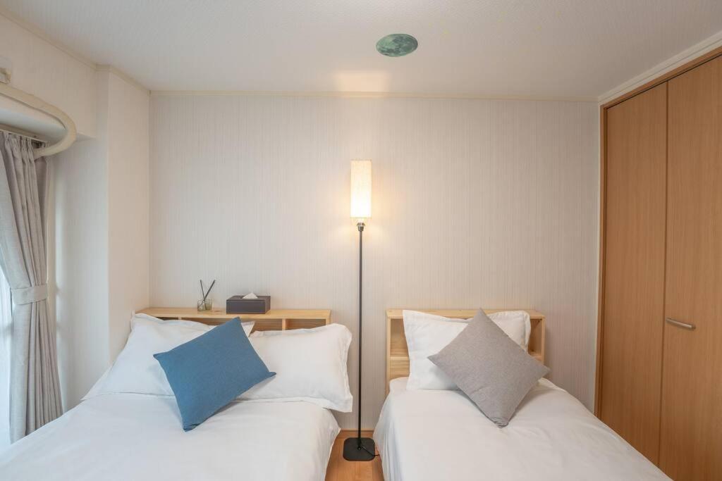 12 Min Walk To Shinjuku Str ,6 Min Higashishinjuku ,nearest Kabukicho ,shinjuku Oen, アパート 東京都